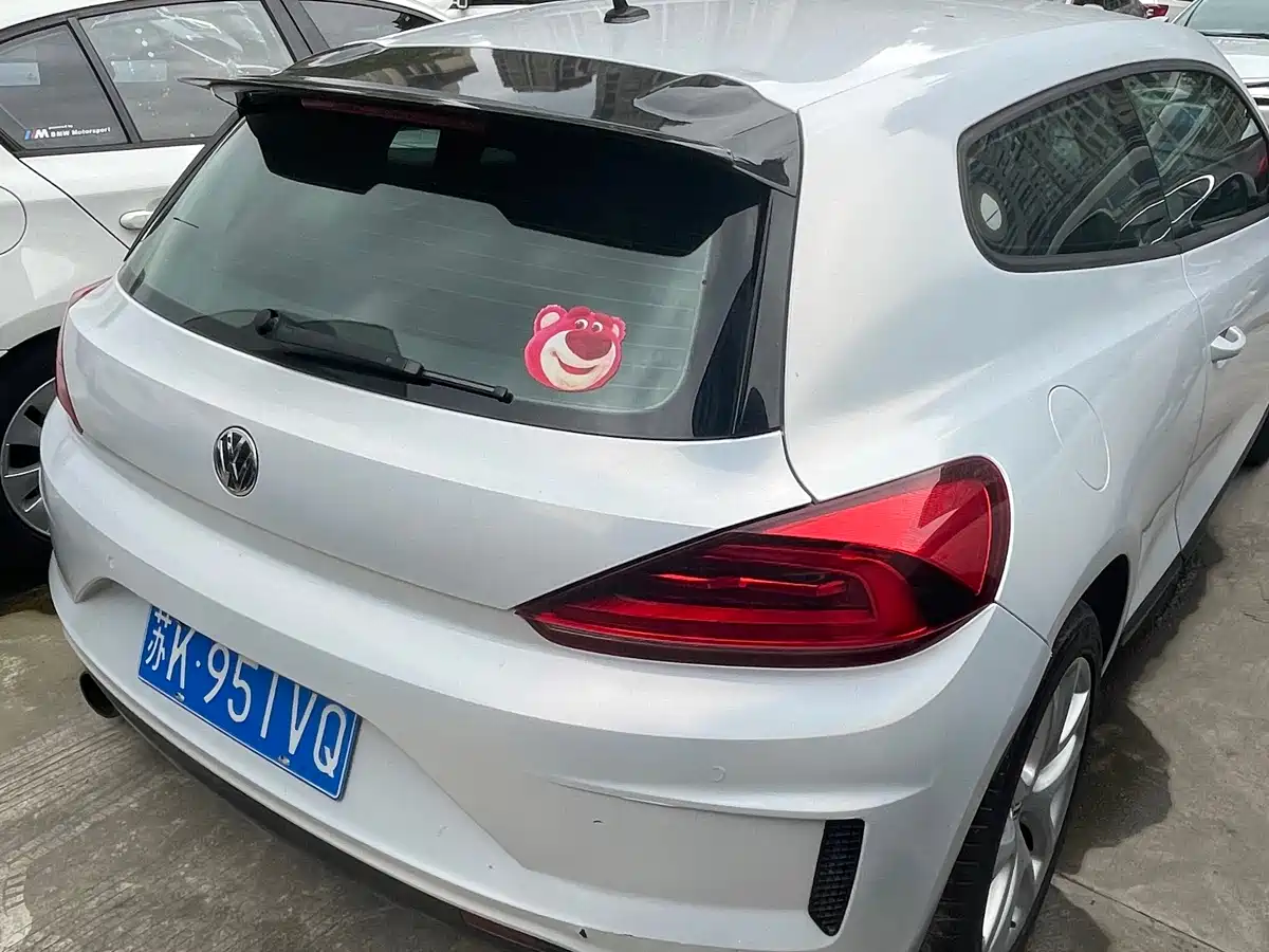 Volkswagen Scirocco 2015 1.4TSI Trend Edition фото 9
