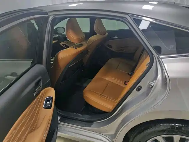 Toyota Avalon 2024 Hybrid 2.0L Luxury Edition фото 6