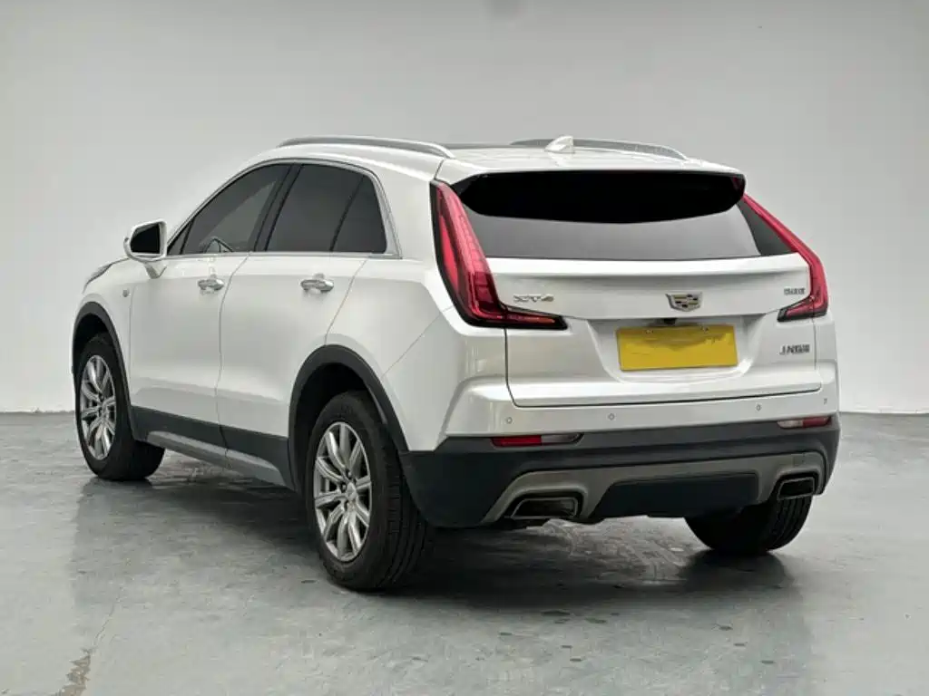 Cadillac XT4 2018 28T FWD Leading Edition фото 4