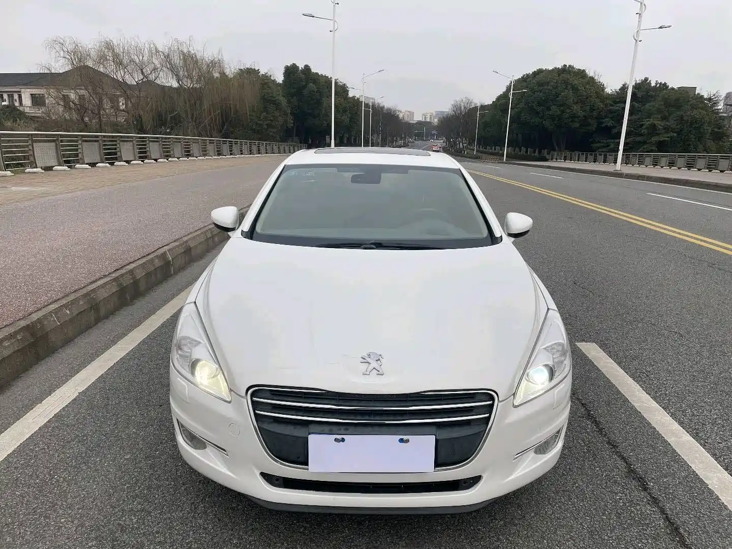 Фото 2 - Peugeot 508
