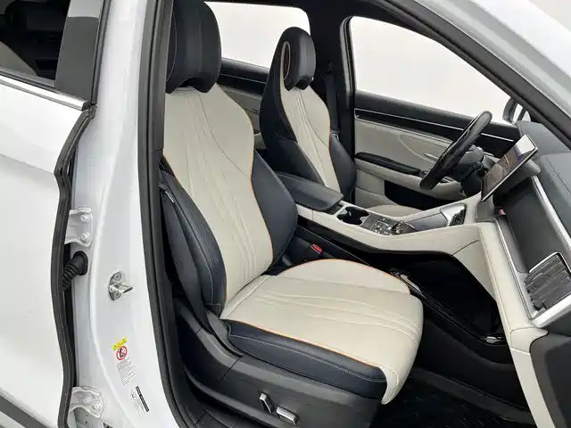 BYD Song PLUS PHEV 2023 Champion Edition DM-i 150KM Flagship PLUS фото 27