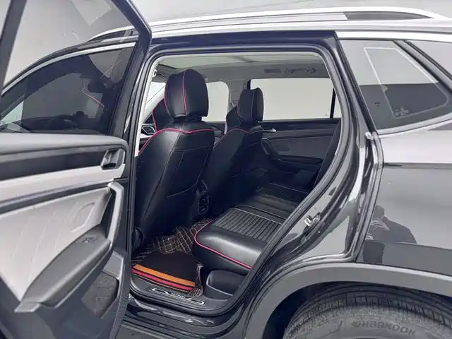 Volkswagen Tayron 2024 300TSI 2WD Luxury Plus Advanced фото 15