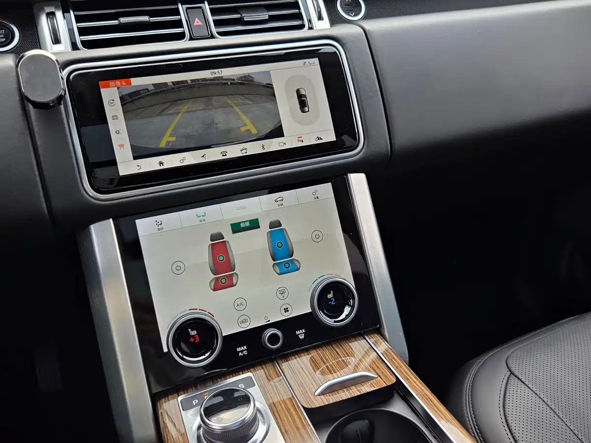 Land Rover Range Rover 2019 3.0 SC V6 Heritage Extended Edition фото 12