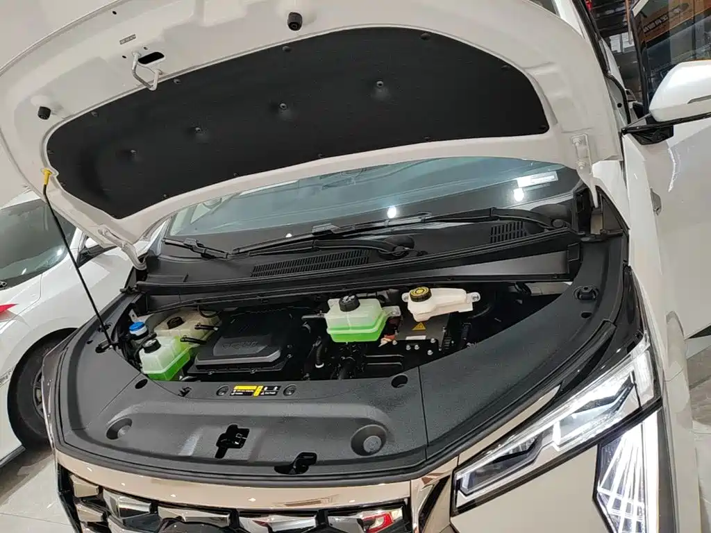 GAC Trumpchi Trumpchi Xiangwang M8 2025 2025 Model QianKun Series Ultra First Class