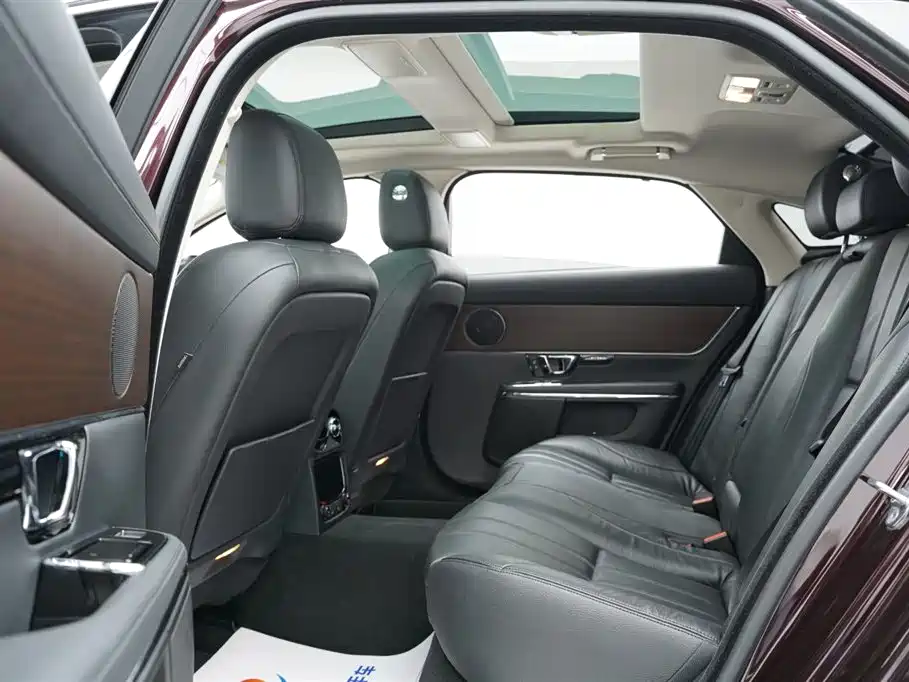 Jaguar XJ 2016 XJL 3.0 SC 2WD Elegance Business Edition фото 12