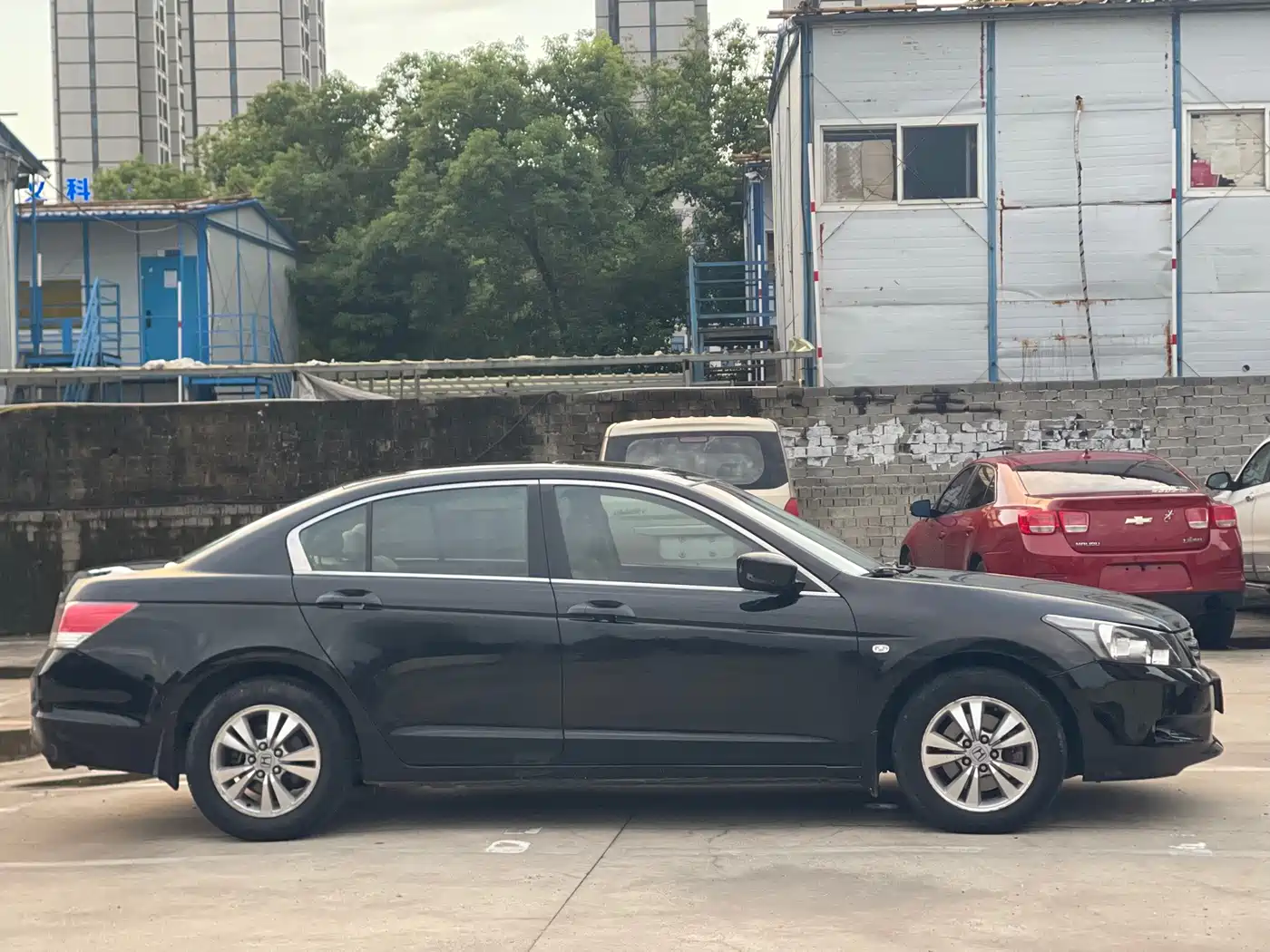 Фото 11 - Honda Accord