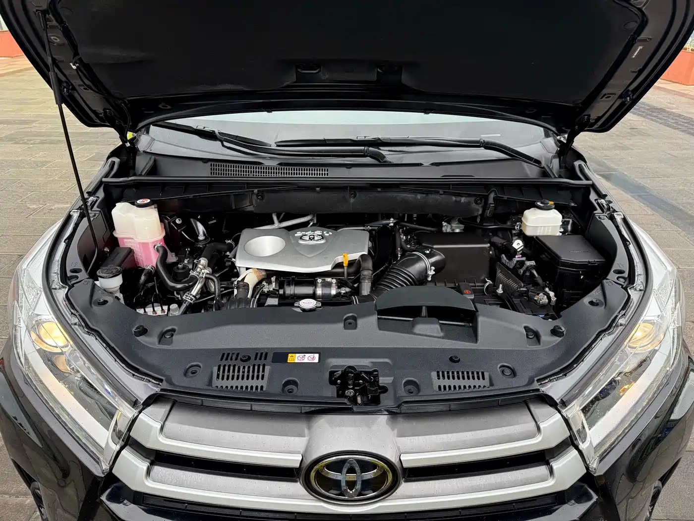 Toyota Highlander 2018 2.0T 4WD Luxury 7-seater China VI фото 32