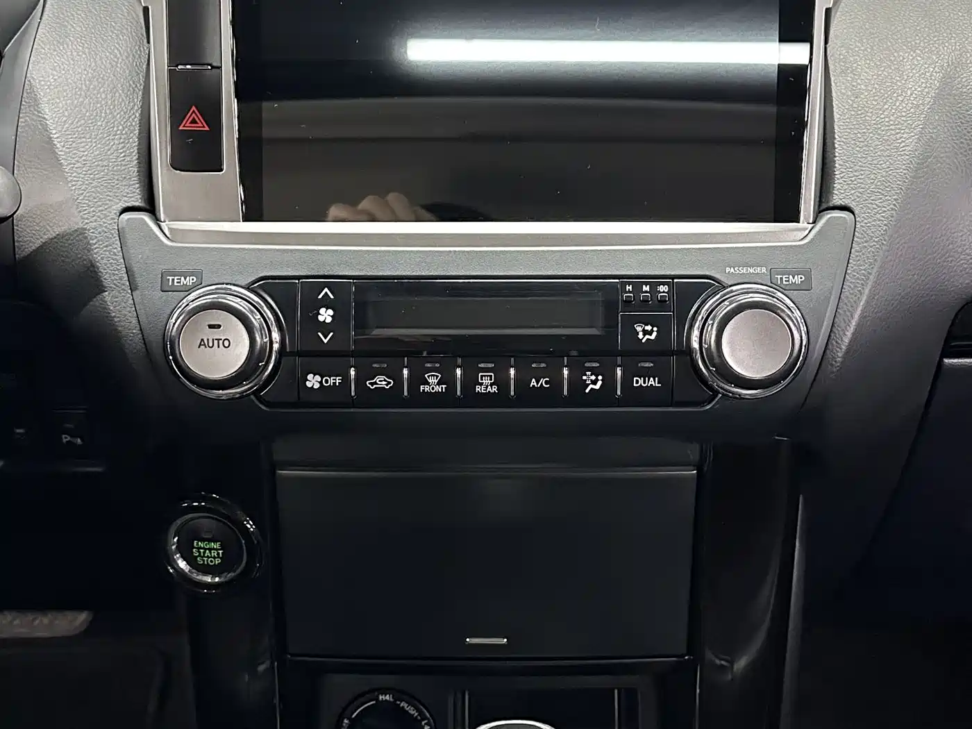Toyota Prado 2016 2.7L Auto Standard Edition фото 31