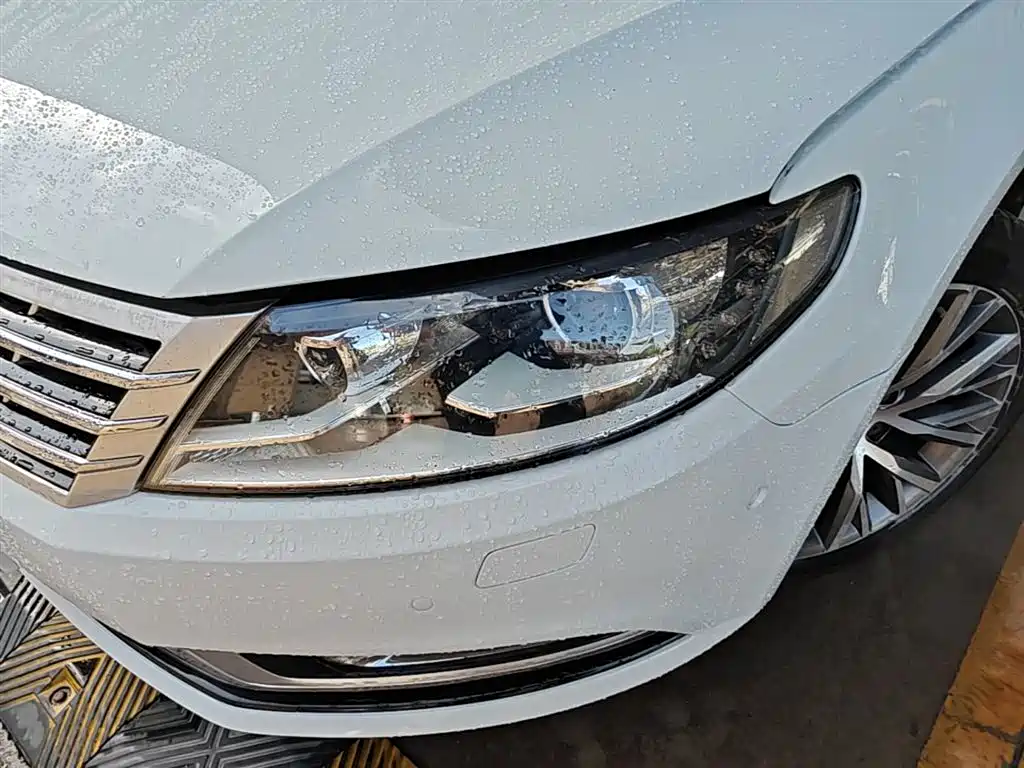 Volkswagen FAW-Volkswagen CC 2016 Model 1.8TSI Luxury фото 24