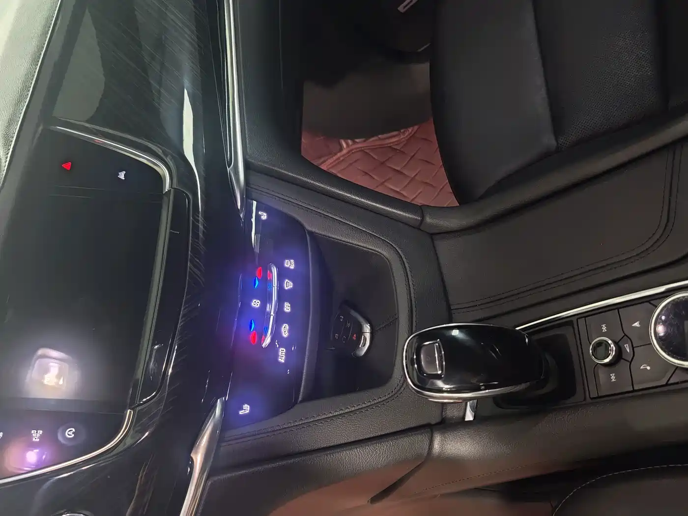 Cadillac XT6 2019 2020 28T 6-Seater Luxury Model
