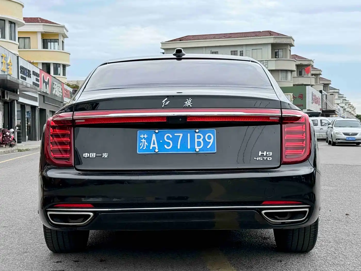 Hongqi H9 2022 2.0T Smart Connect Flag Enjoy Edition фото 7