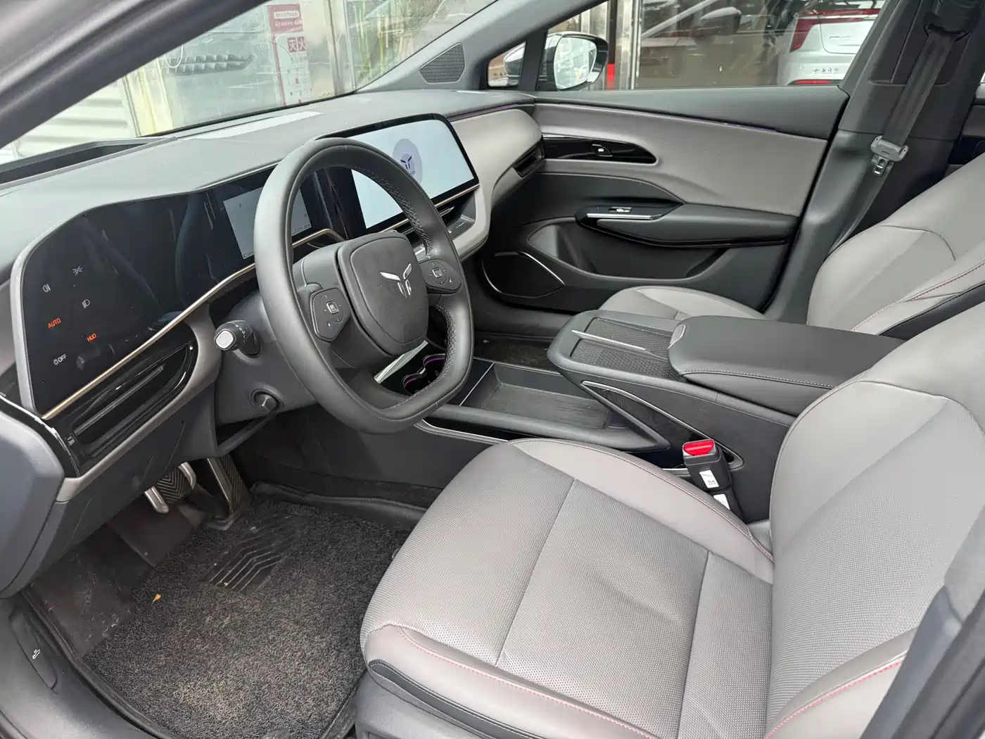 Hongqi EH7 2025 640 AWD Smart Selection Edition фото 7