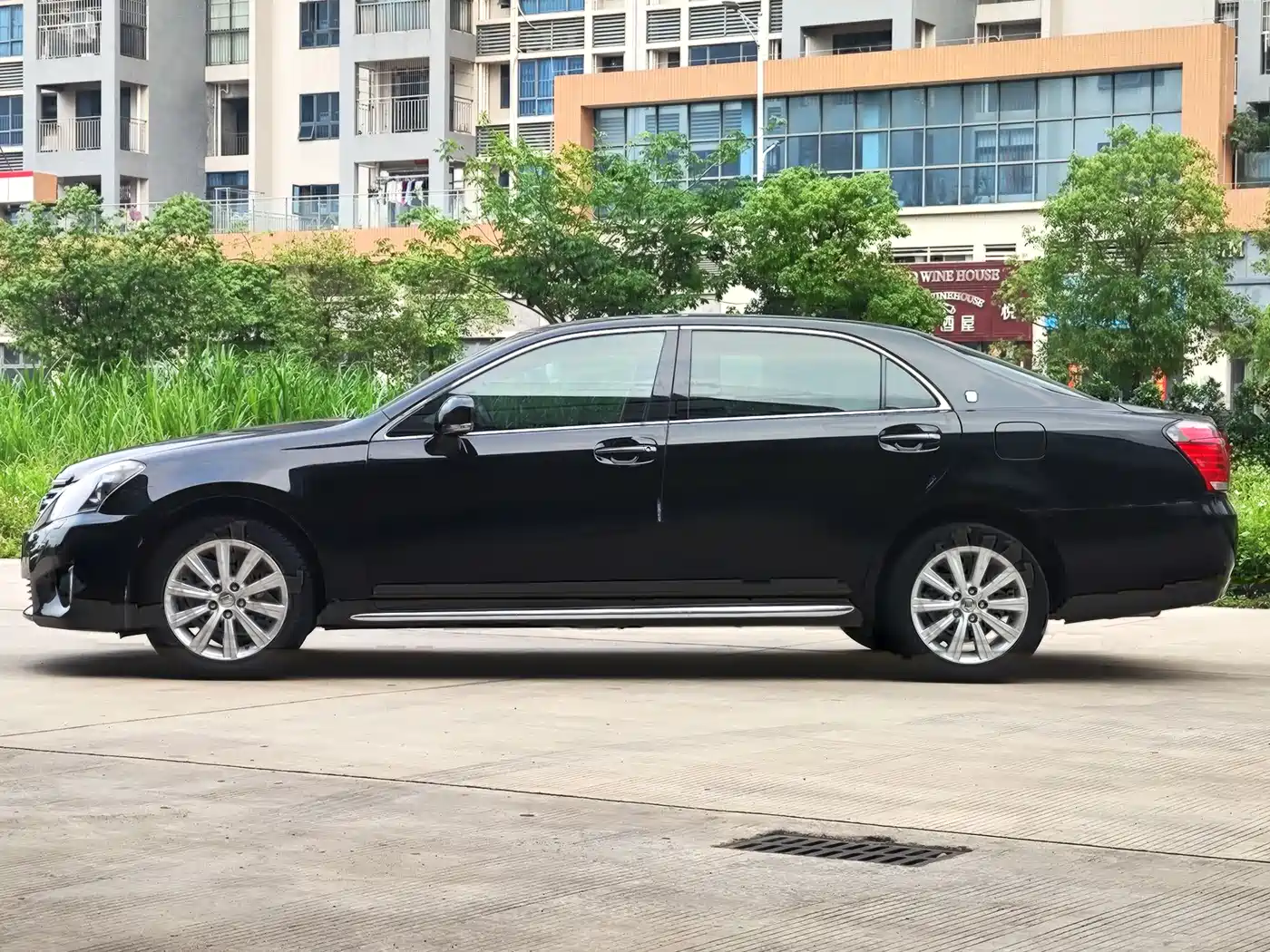 Toyota Crown 2012 2.5L Royal фото 7