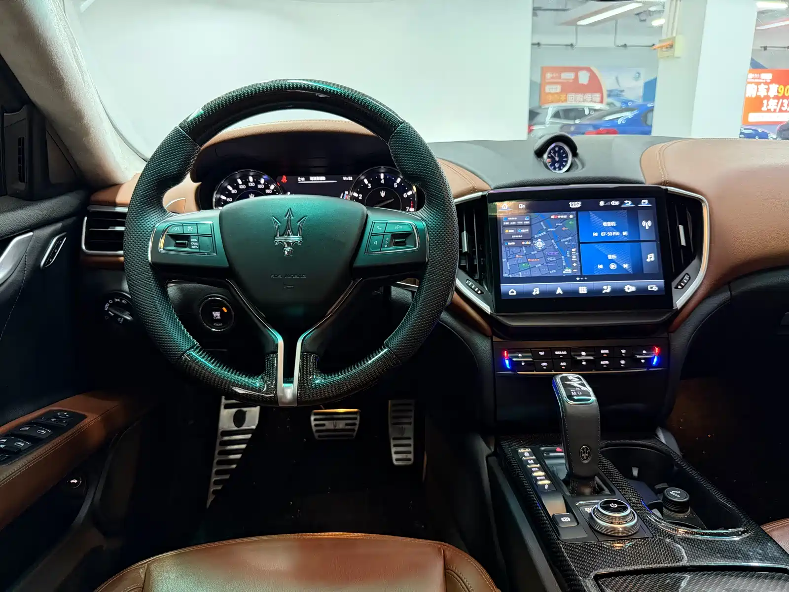 صورة 10 - Maserati Ghibli
