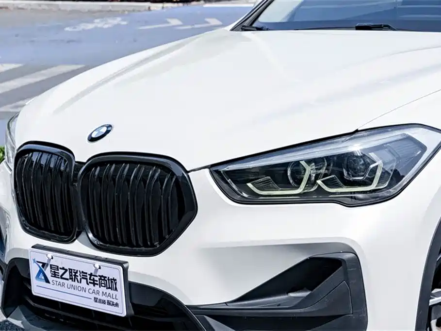 BMW X1 2021 sDrive25Li Leading фото 4