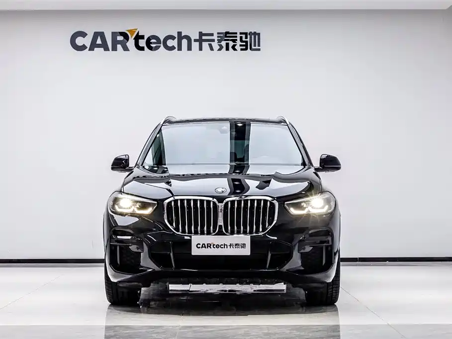 BMW X5 (Import) 2022 xDrive30i M Sport Package фото 2