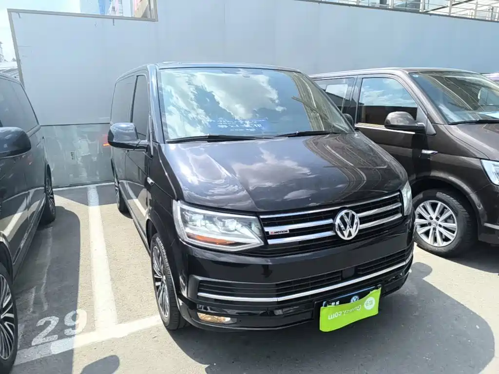 Volkswagen Multivan 2018 2018 2.0TSI 4WD Premium Edition 7-Seater