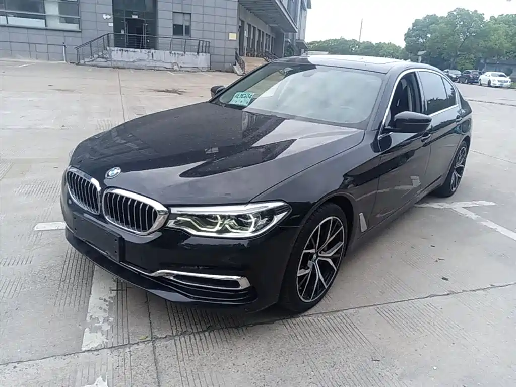 BMW 5 Series 2019 Facelift 530Li Premium Luxury Package фото 2