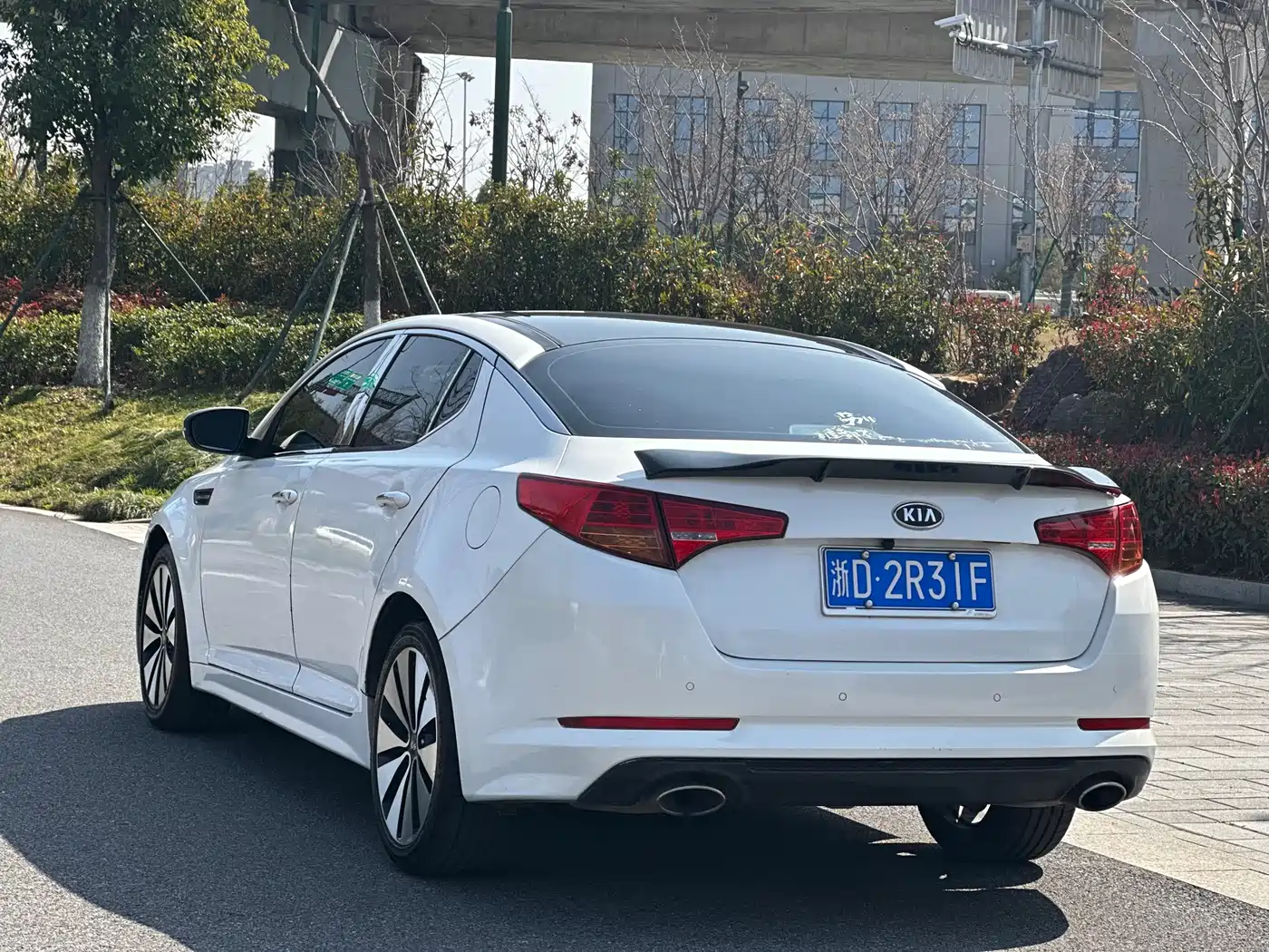 Kia K5 2012 2.0L Automatic DLX Special Edition фото 4