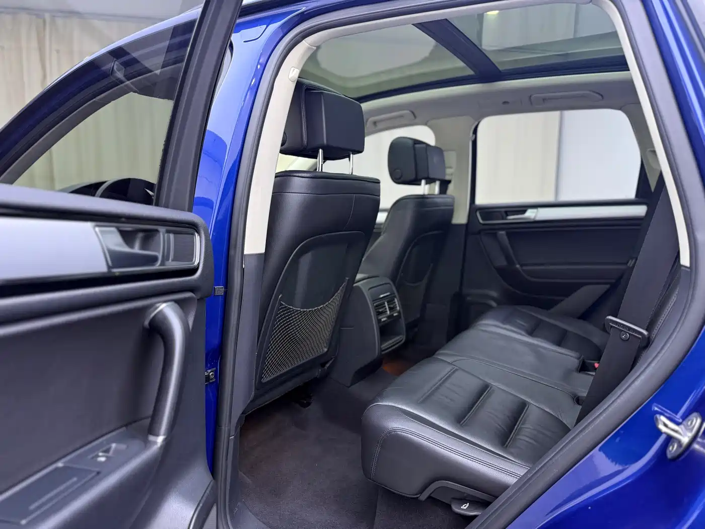 Volkswagen Touareg 2017 3.0TSI Explorer Edition фото 6
