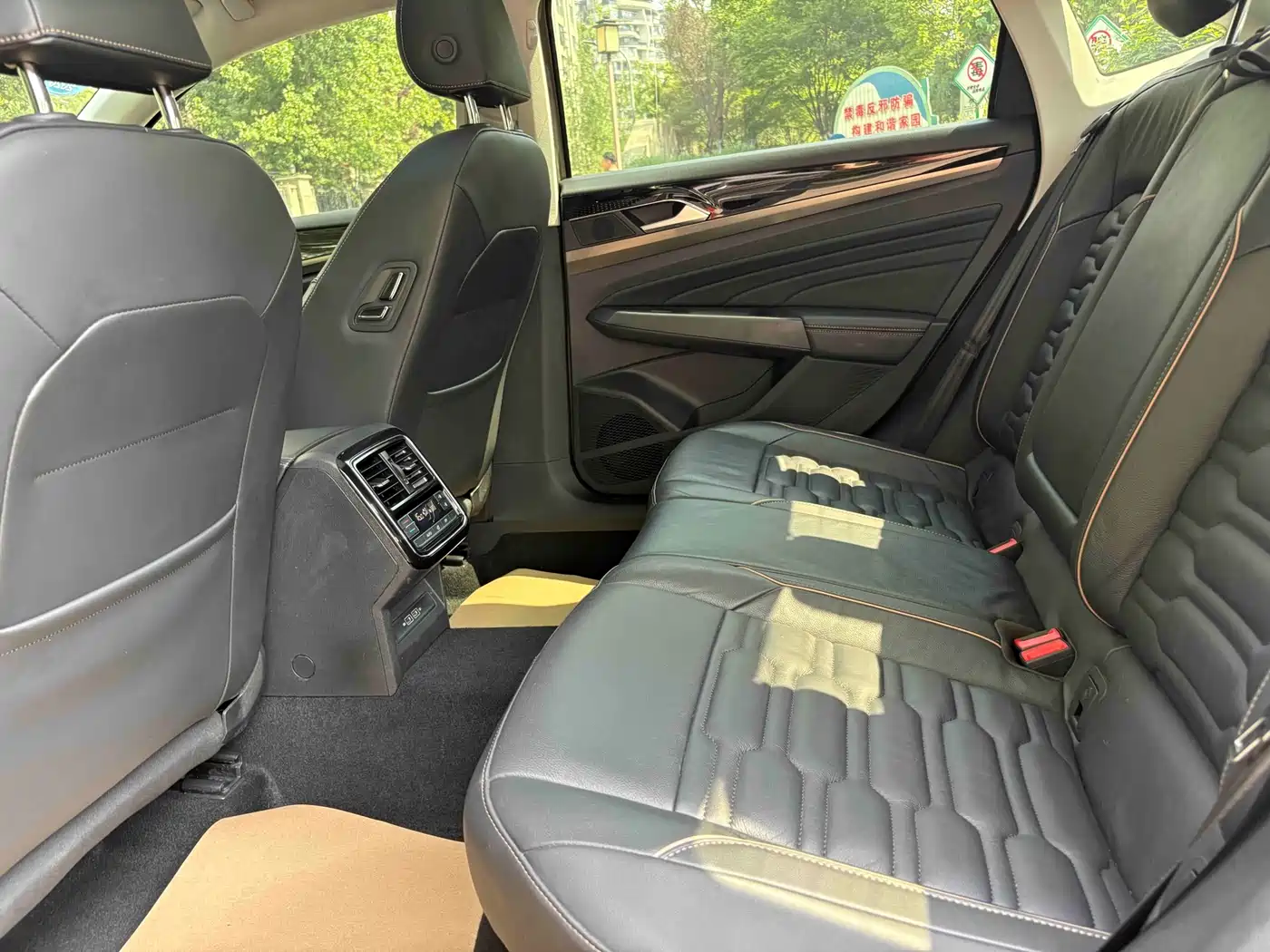 Volkswagen Passat 2019 330TSI Elite Version China VI фото 13
