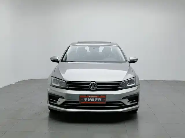 Volkswagen Sagitar 2018 280TSI DSG Spark Edition — фото 3
