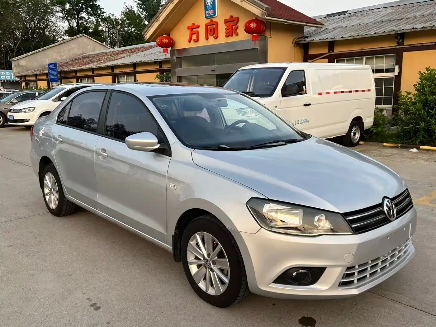 Volkswagen Jetta 2015 1.6L Auto Comfort фото 3