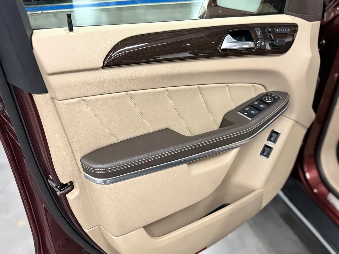 Mercedes-Benz GL-Class фото 7
