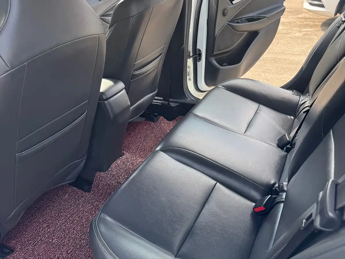 Chevrolet Cavalier 2020 325T Automatic Joy Edition фото 12