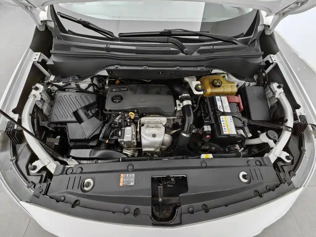 Chevrolet Volando 2021 2020 Mild Hybrid Redline 530T Automatic Premium Edition (5+2 seater)