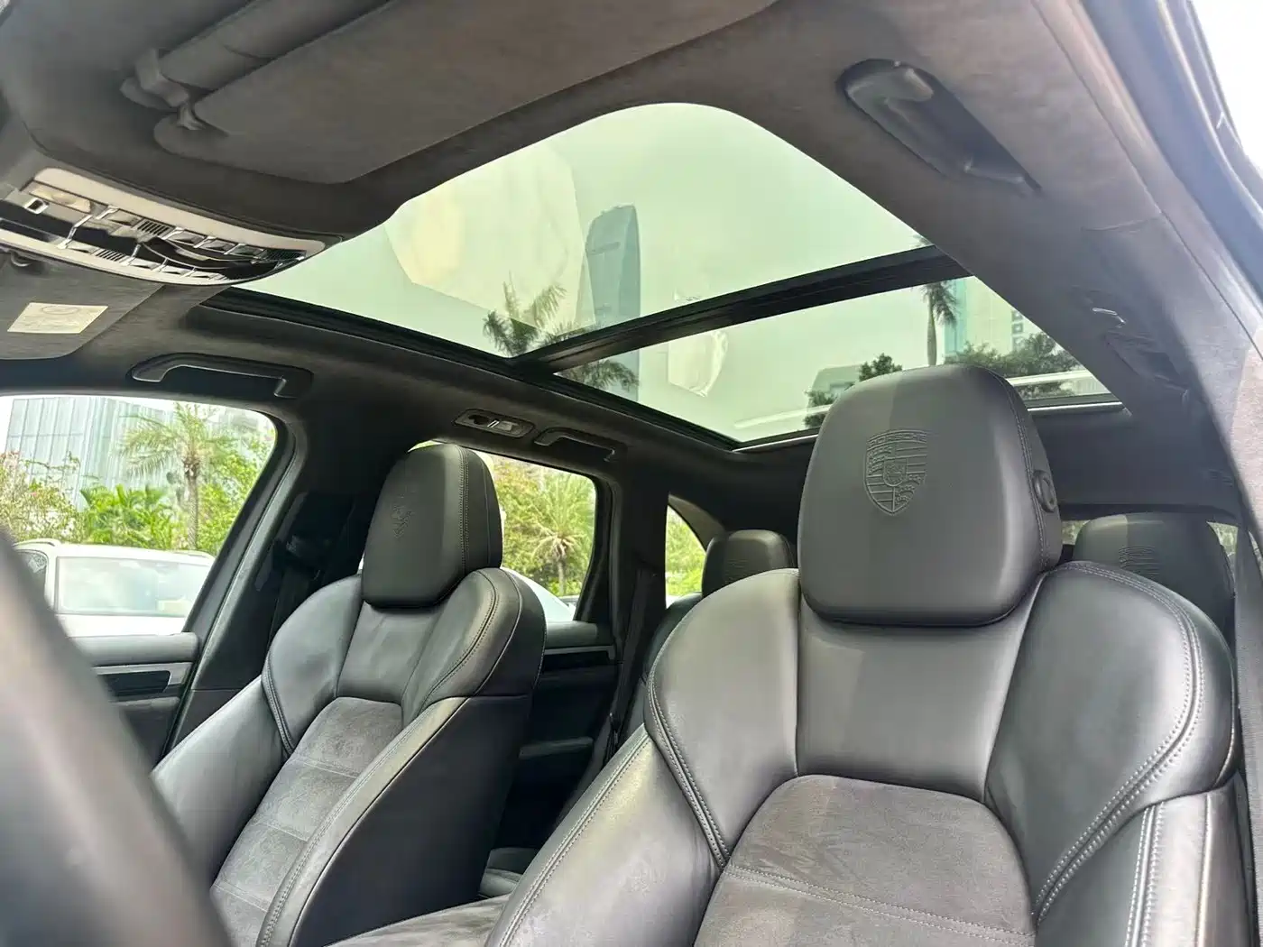 Porsche Cayenne 2015 Cayenne GTS 3.6T фото 22