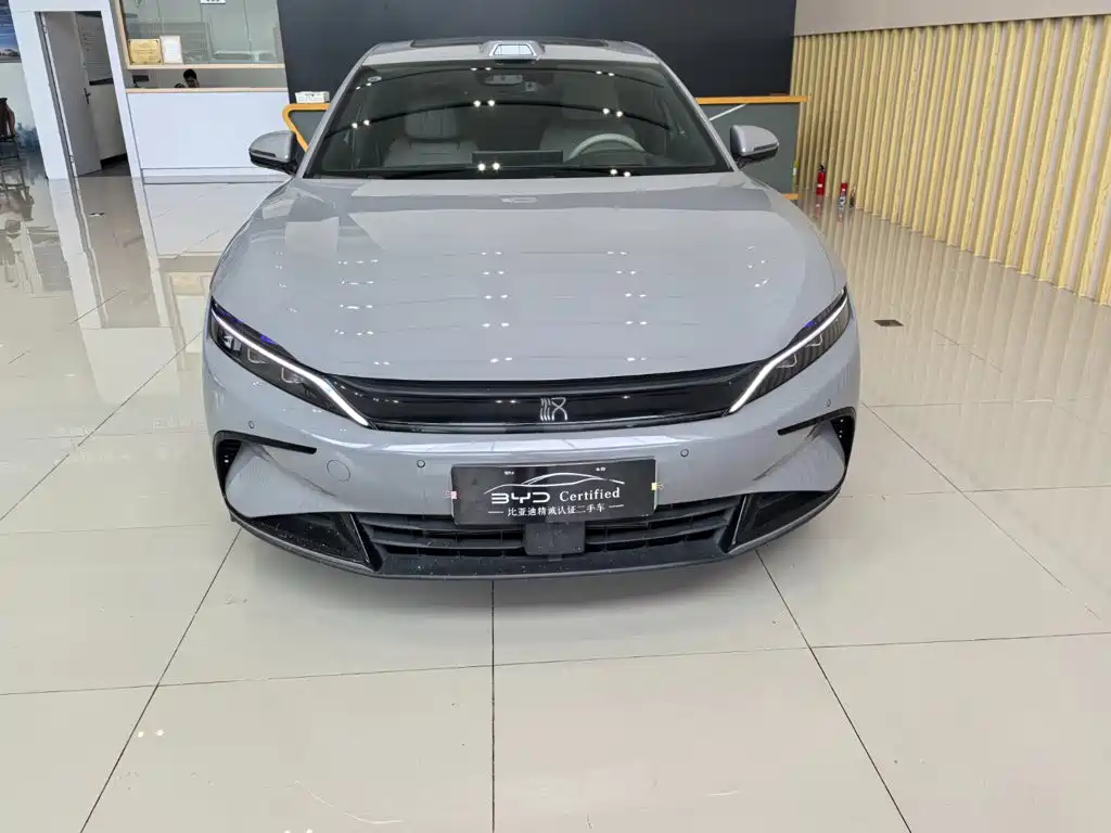 BYD Han 2025 2025 DM-i Smart Driving Edition 125KM LiDAR Flagship