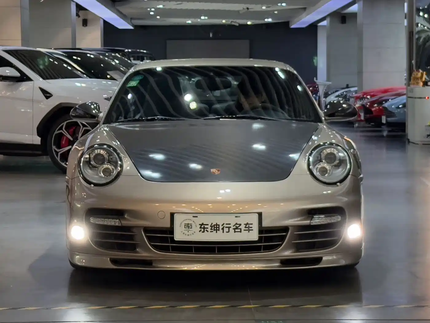 Porsche 911 2010 Turbo S 3.8T фото 2
