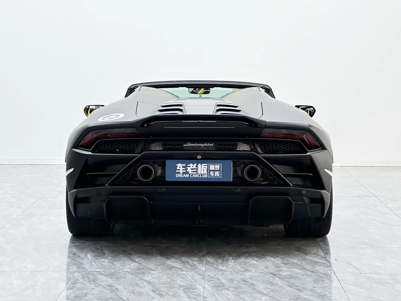 Фото 13 - Lamborghini Huracán