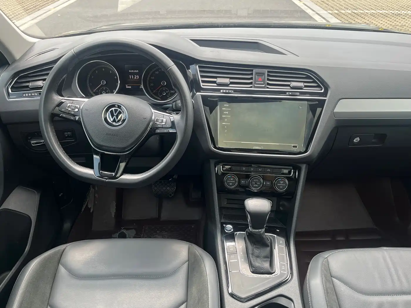 Volkswagen Tiguan L 2021 330TSI Automatic 2WD Smart фото 18