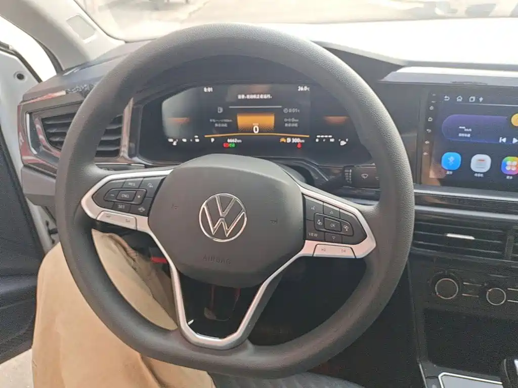 Фото 11 - Volkswagen Lavida