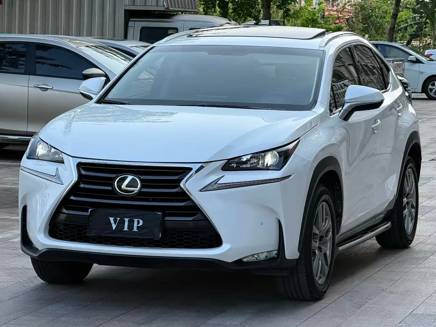 Lexus NX 2015 200t AWD F Sport фото 2