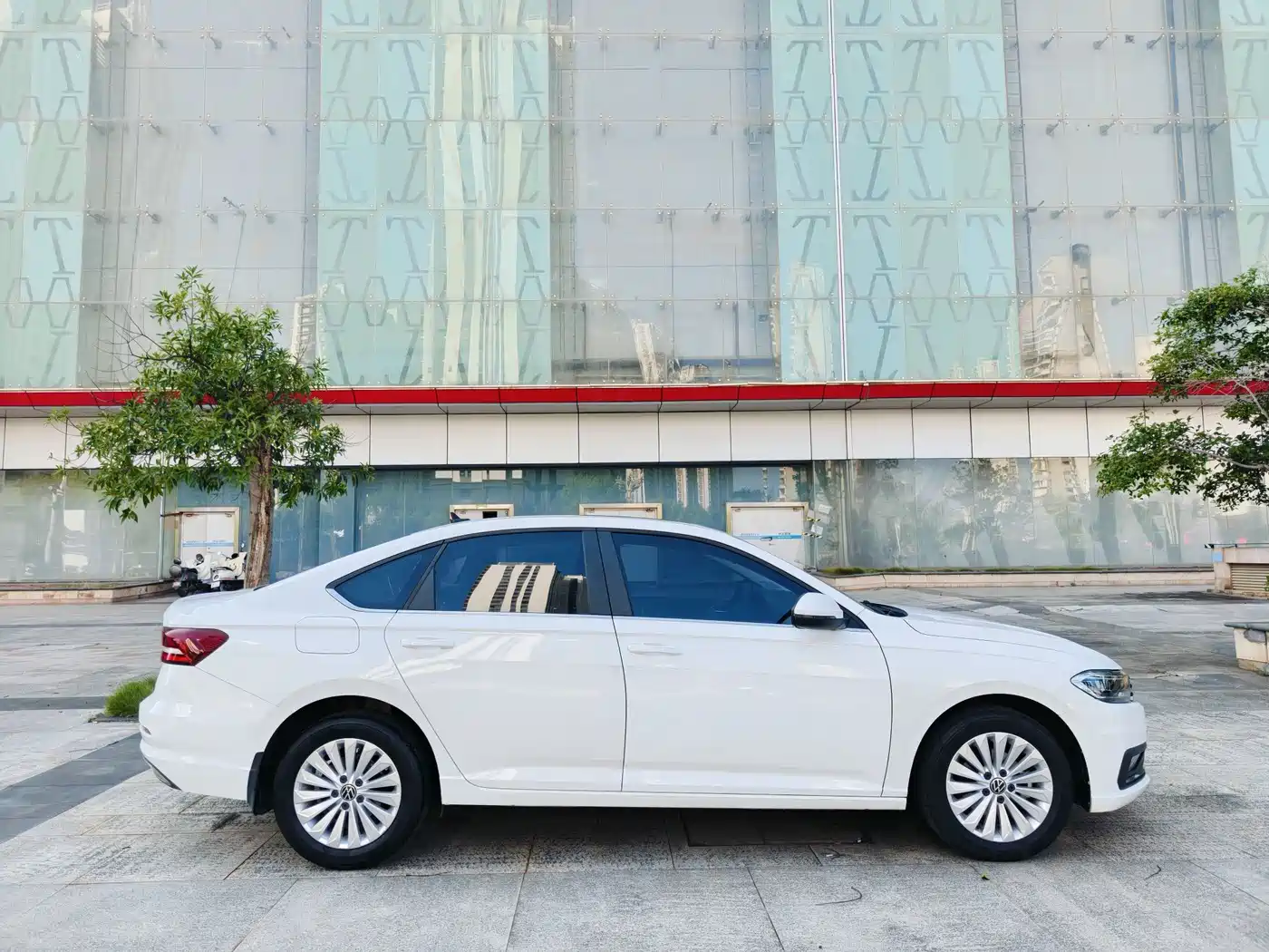 Volkswagen Lavida, миниатюра 7