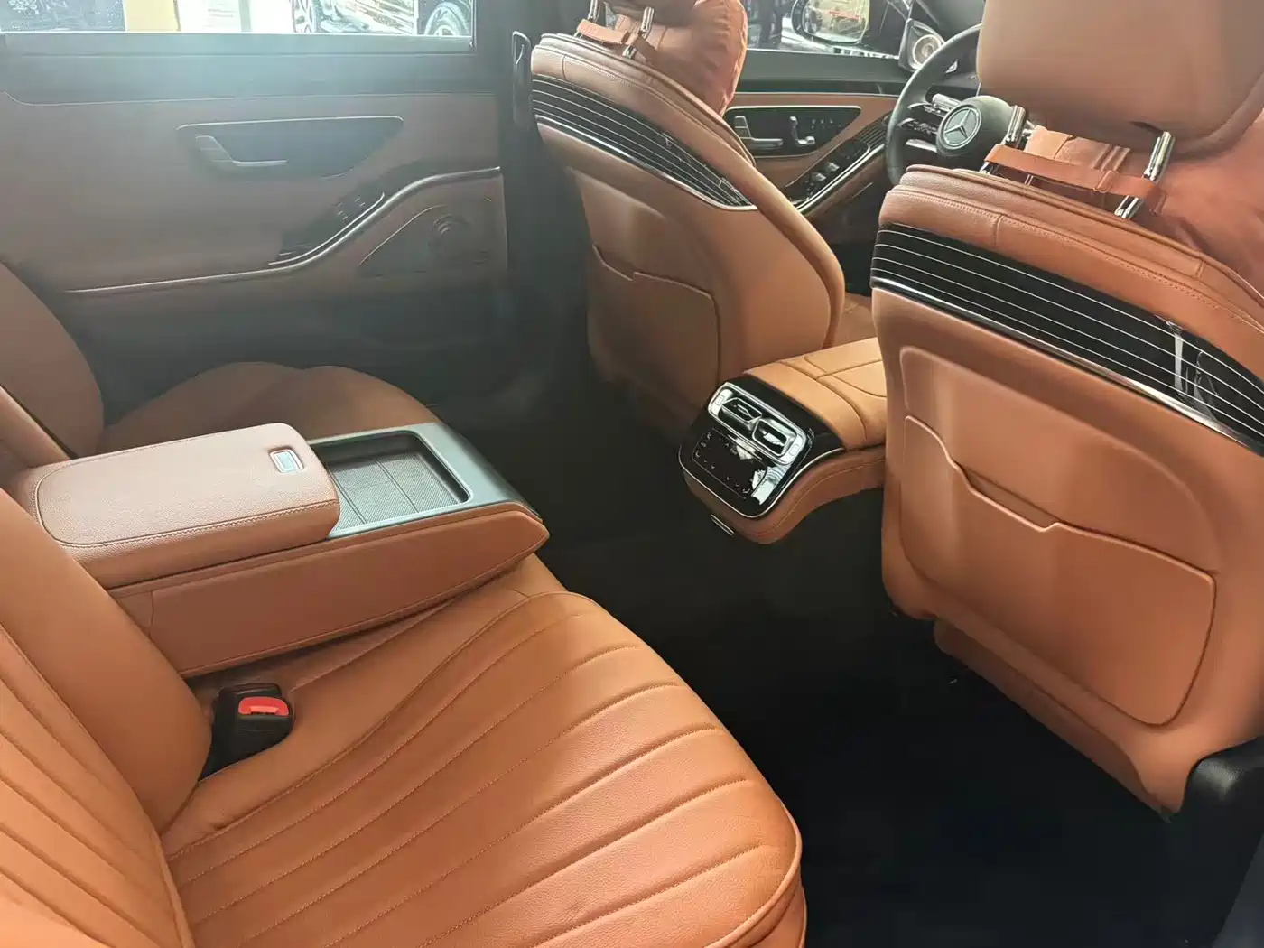 Mercedes-Benz S-Class 2024 S 400 L Business Edition фото 9