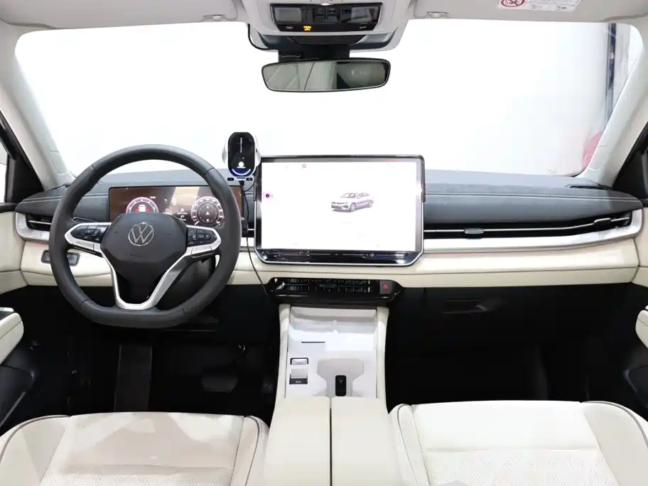 Photo 12 - Volkswagen Sagitar