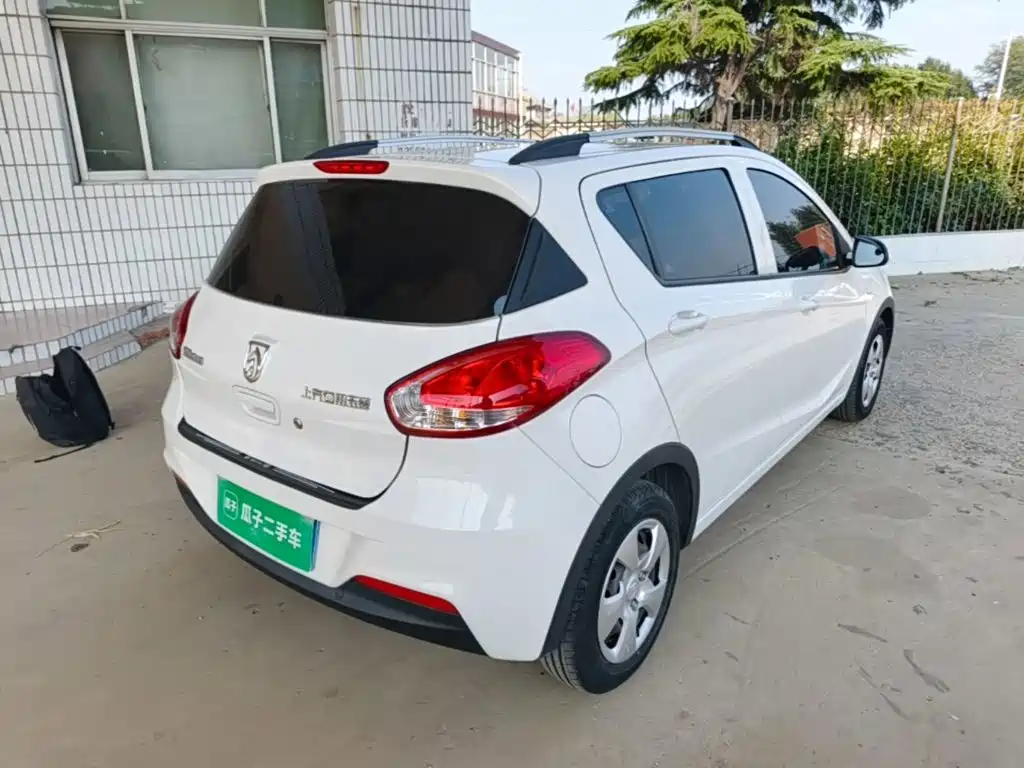 Baojun 310 2020 2020 1.2L Manual Comfort Edition