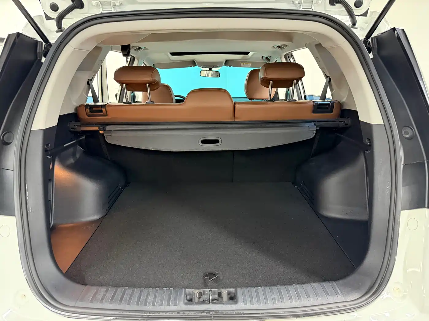 GEELY AUTOMOBILE VISION X6