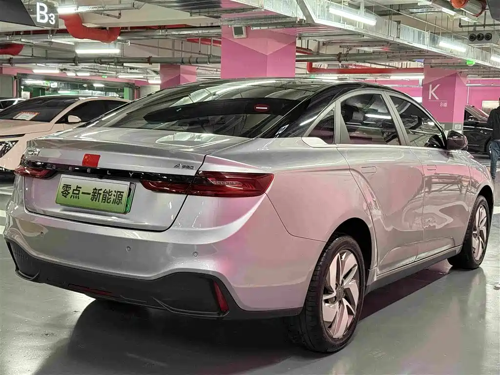 Фото 6 - Geely Geometry A