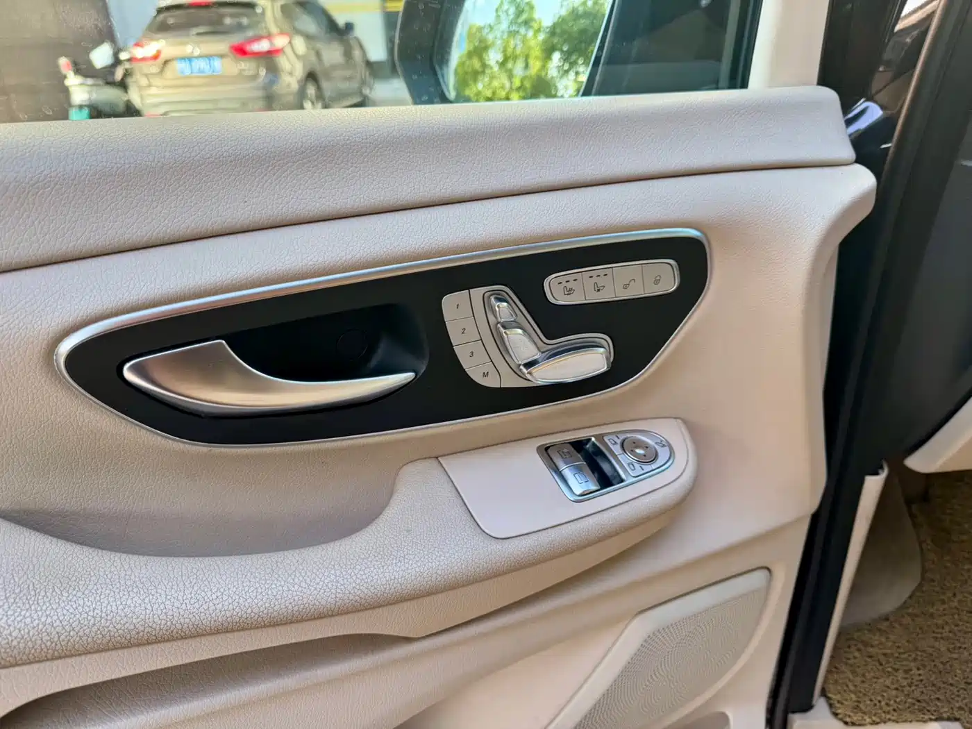 Mercedes-Benz V-Class 2016 2016 V 260 Navigator