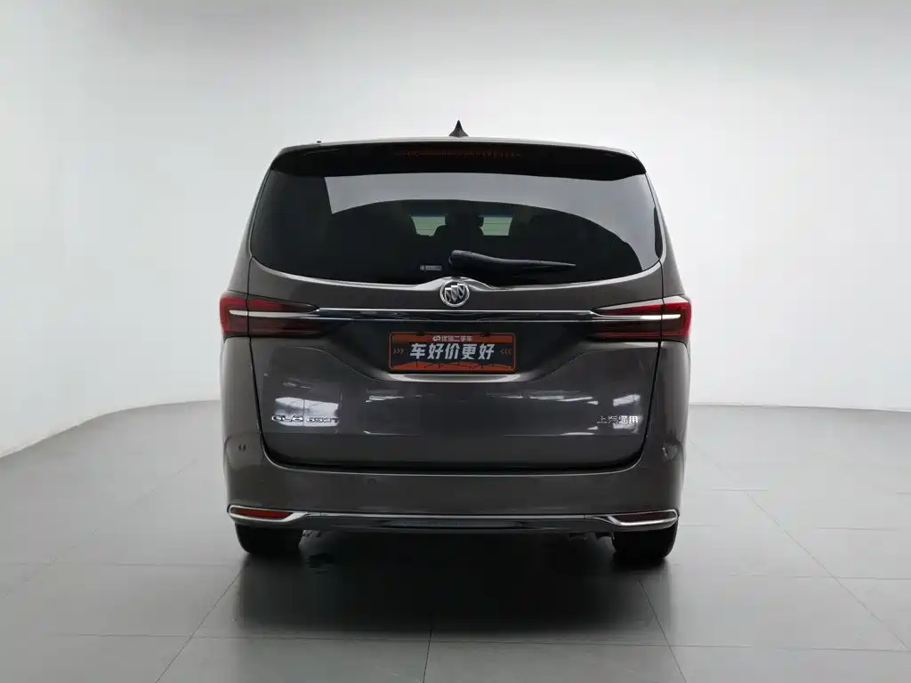 Photo 4 - Buick GL8