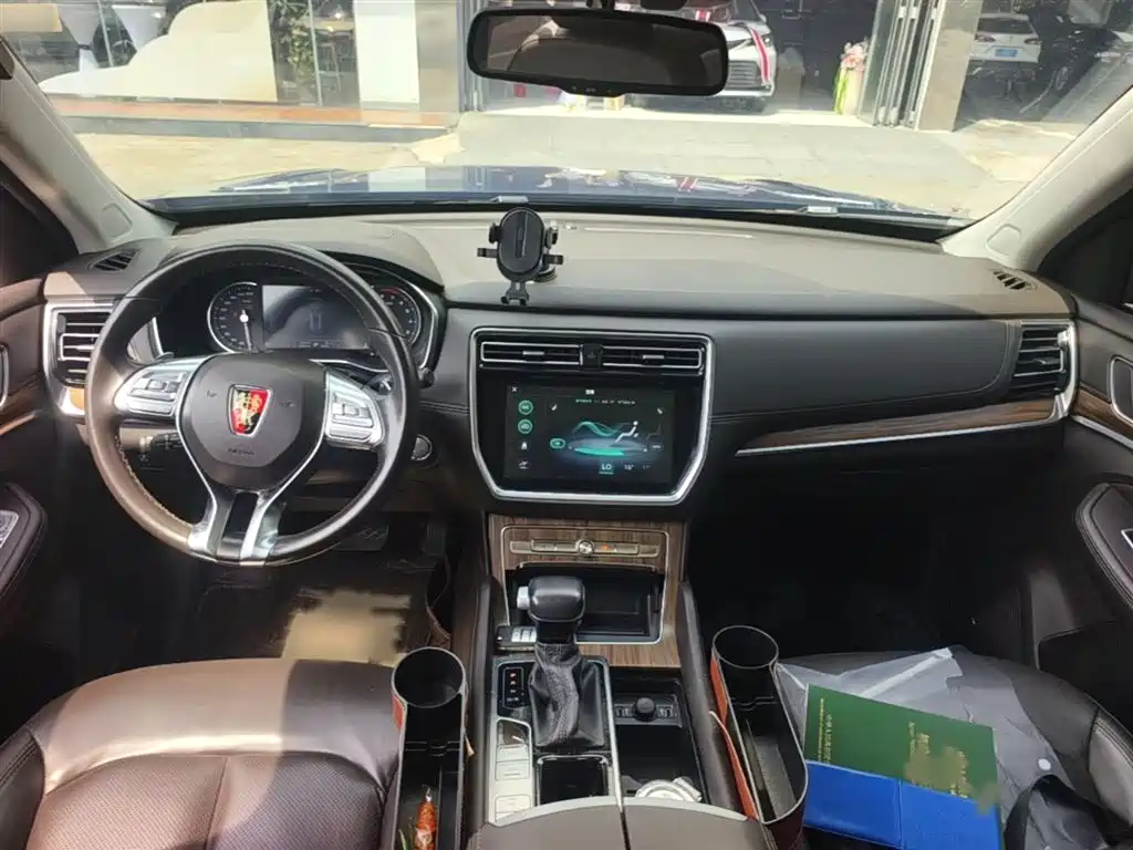 Roewe RX8 2020 2019 30T Intelligent Internet 2WD Flagship Edition