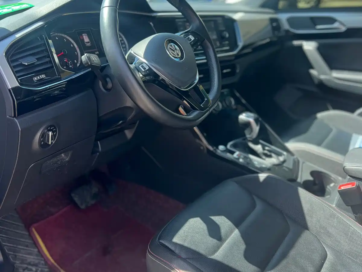 Volkswagen Tayron 2019 330TSI 2WD Luxury China VI фото 4