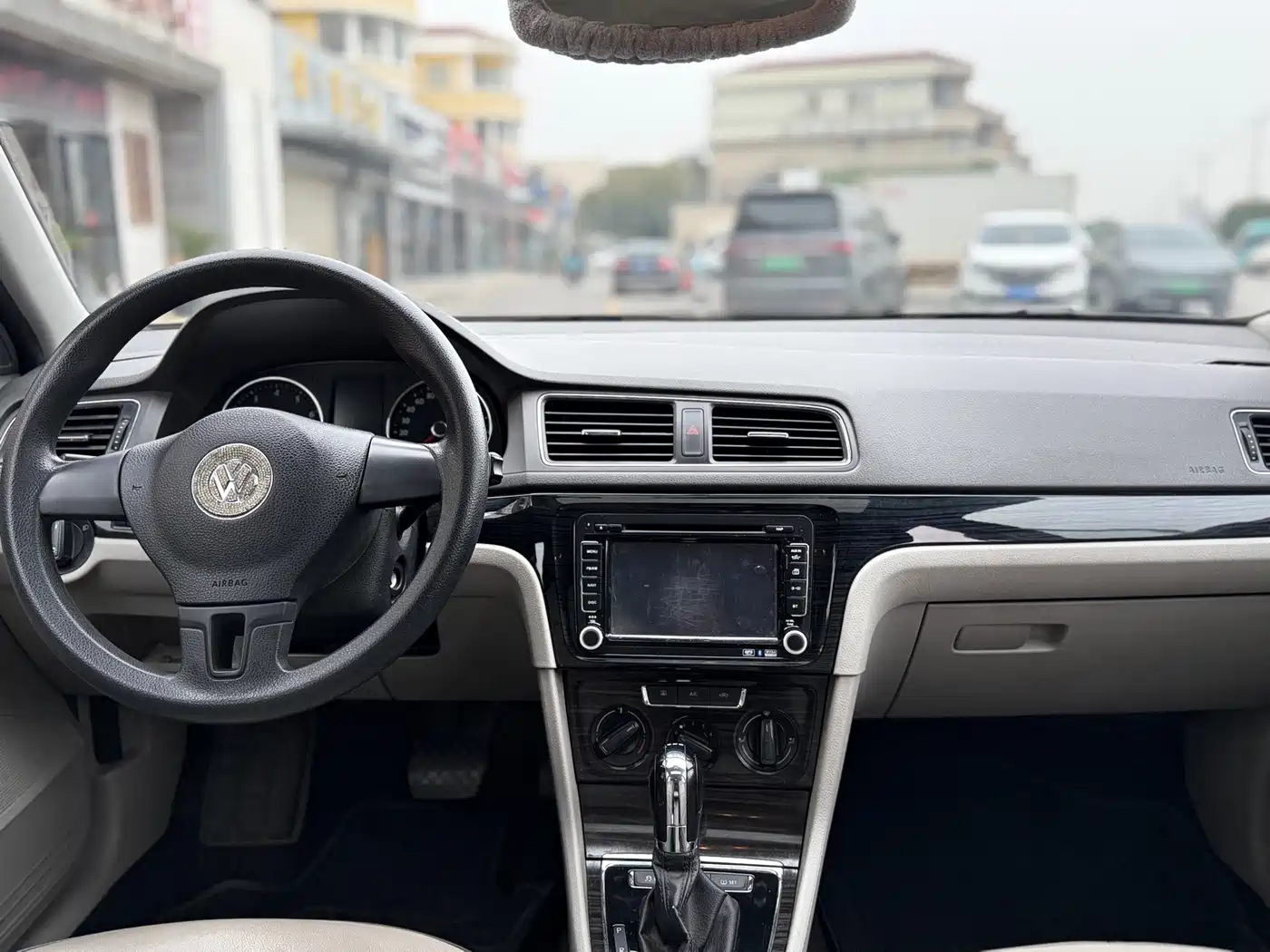 Volkswagen Lavida Tour 2013 1.4TSI Automatic Comfort фото 13