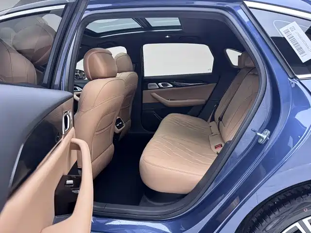 Geely Galaxy Galaxy A7 2025 EM-i фото 14