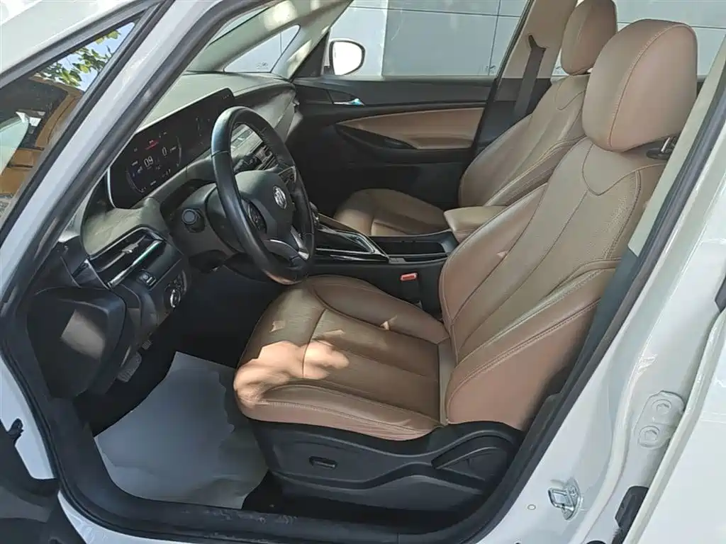 BUICK GL6